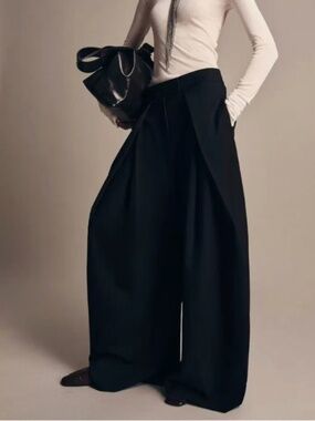 ZW Collection Pleated Wide Leg Pants - Dark Navy Pinstripes